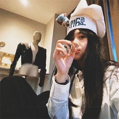 荒唐暴发户